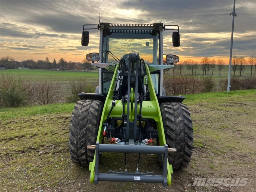 CLAAS Torion 530 ماكينات زراعية - غير ذلك