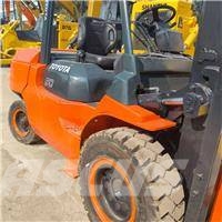Toyota 3 ton forklift LPG 지게차