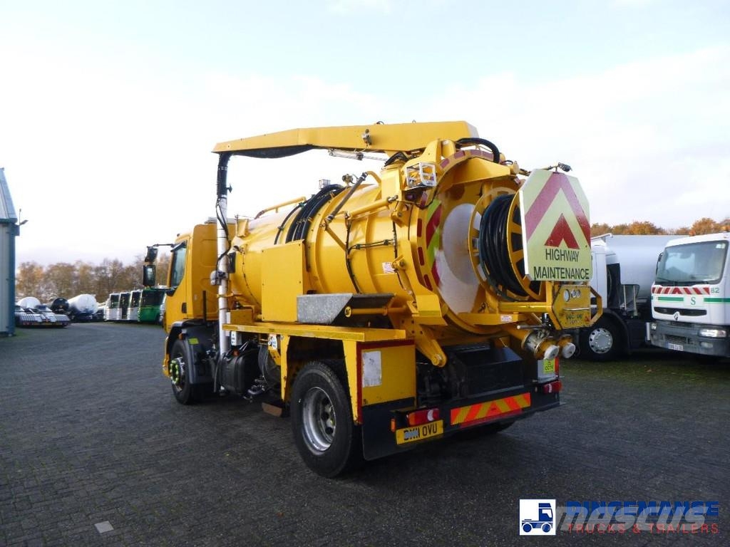 DAF LF 55.220 4X2 RHD Whale vacuum tank 8.1 m3 Slamsugningsbil
