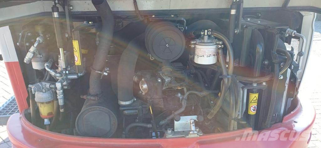 Takeuchi TB235 Minigravere <7t
