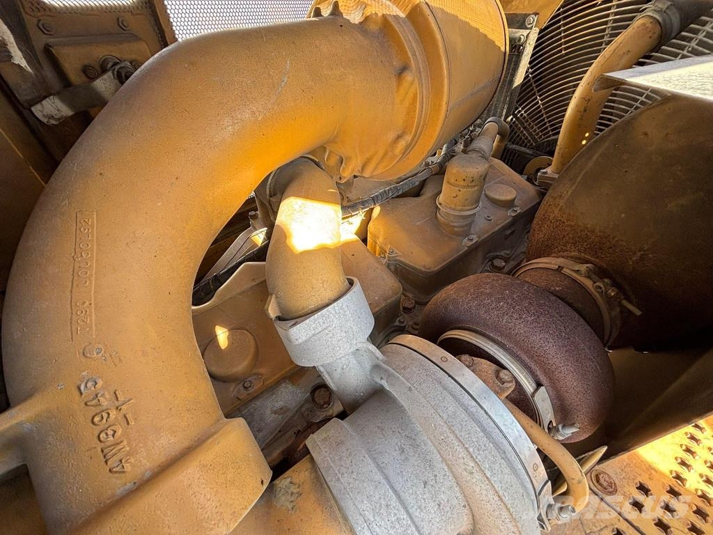 CAT D 8 N Full maintenance done 500 h ago / Renewed un Crawler dozers
