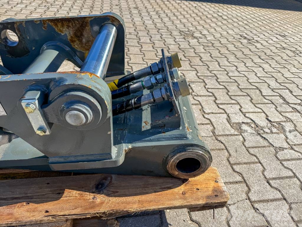 Liebherr SWA48 Vollhydr. Anbauplatte 80mm Schnellwechsler