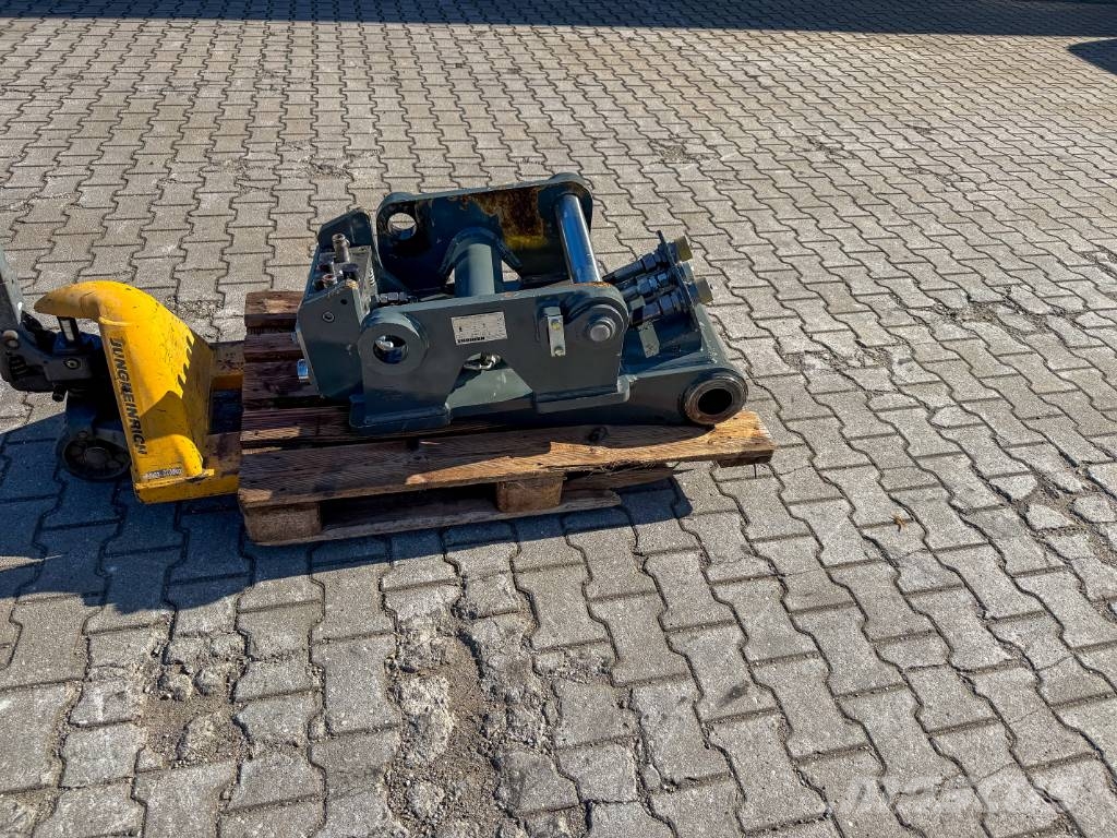 Liebherr SWA48 Vollhydr. Anbauplatte 80mm Schnellwechsler