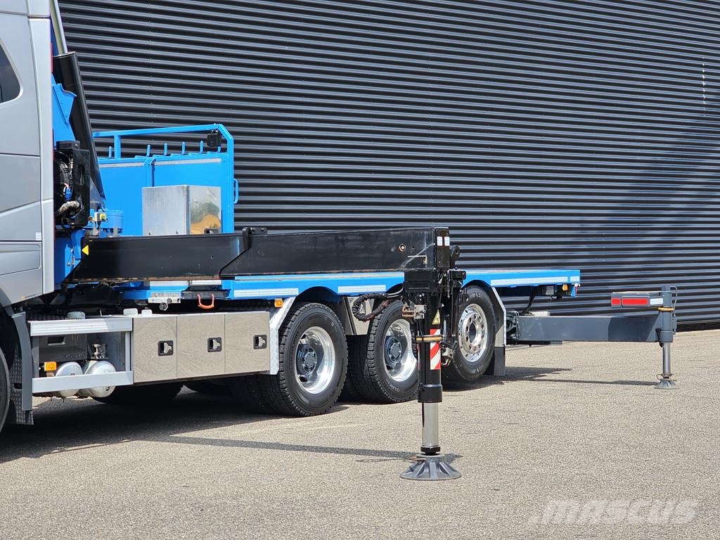 Volvo FH 16 750 8x4 / RETARDER / FASSI 71 TM + JIB Camiones grúa