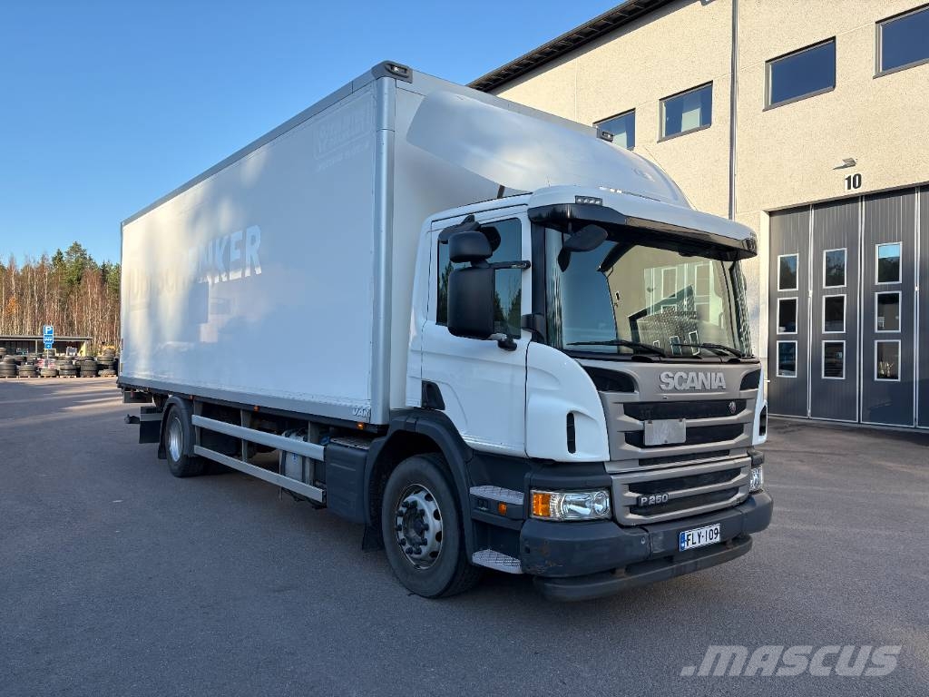 Scania P 250 KSA-kori + PL-Nostin شاحنات ذات هيكل صندوقي