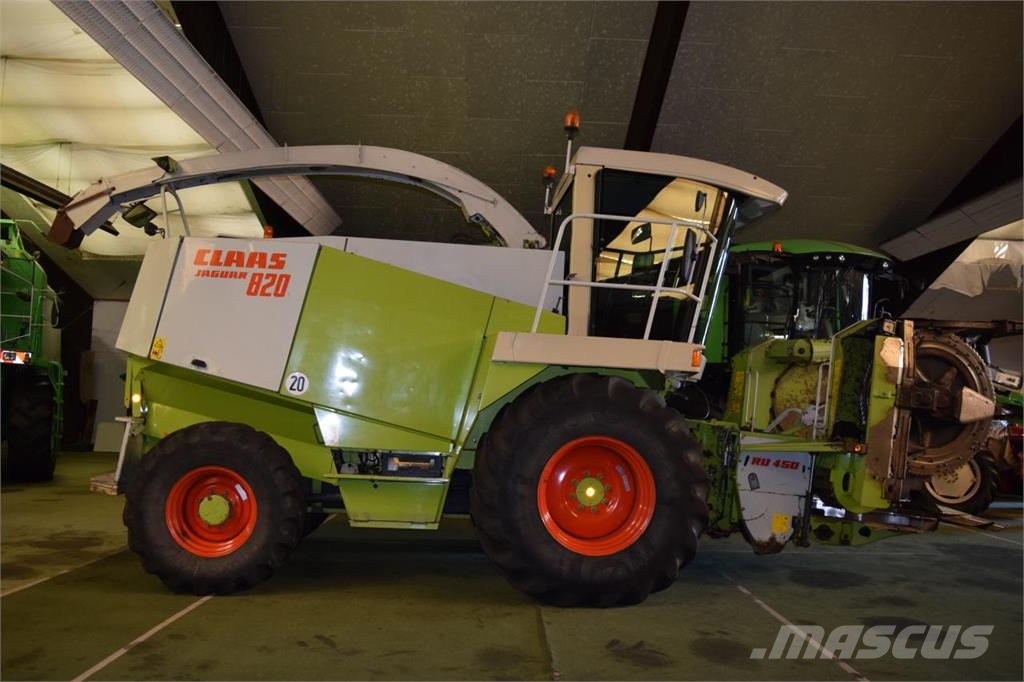 CLAAS Jaguar 820 Cosechadoras de forraje autopropulsadas