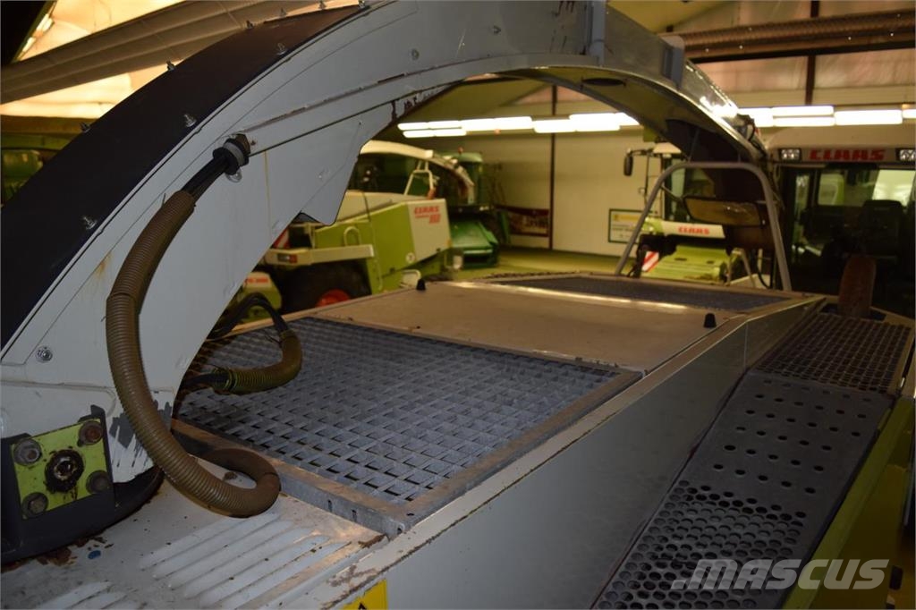 CLAAS Jaguar 820 Cosechadoras de forraje autopropulsadas