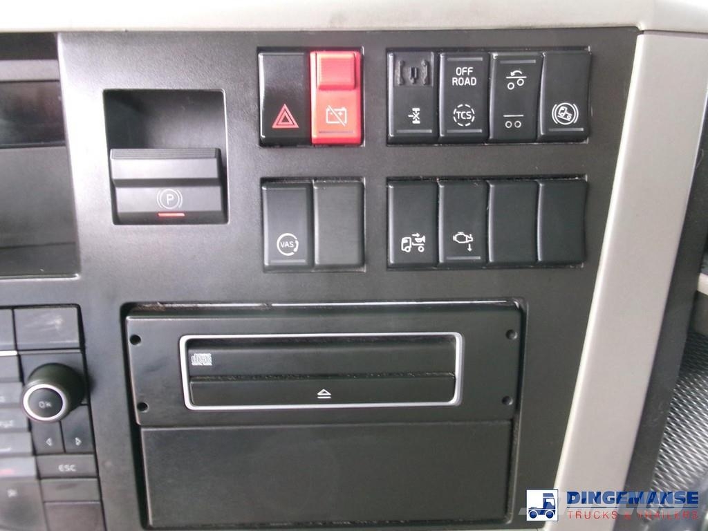 Volvo FM 380 6X2 fuel tank 20.6 m3 / 4 comp Цистерна