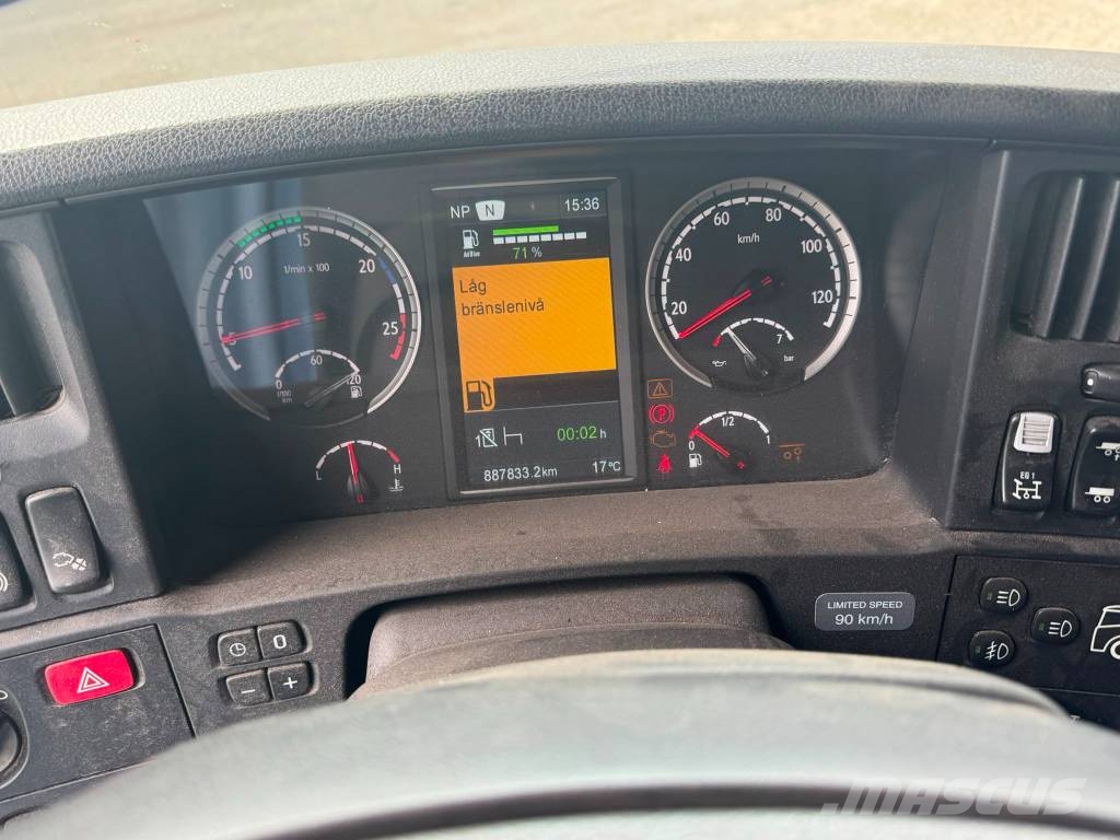 Scania R 560 LA Trekkers