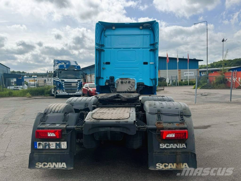 Scania R 560 LA Trekkers