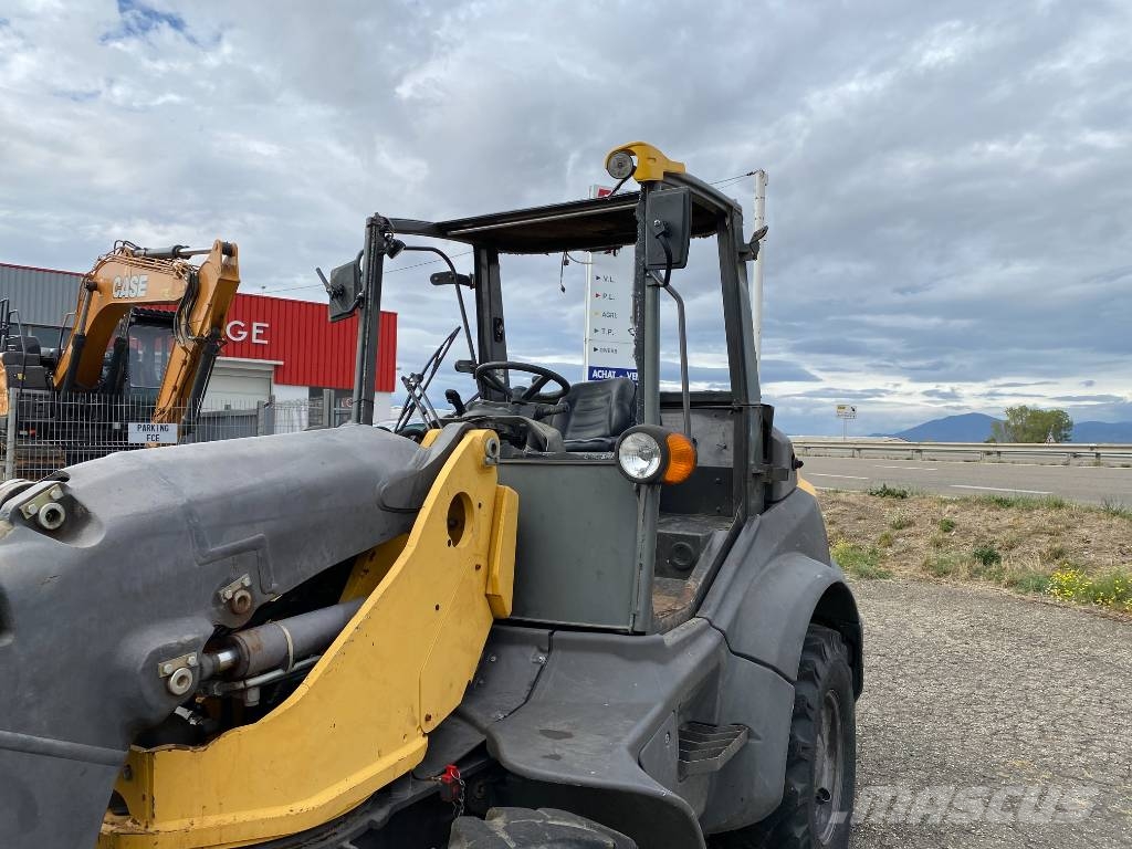 Mecalac AHLMANN AS 700 / 40Km/h 1er Main endommagée Tekerlekli yükleyiciler