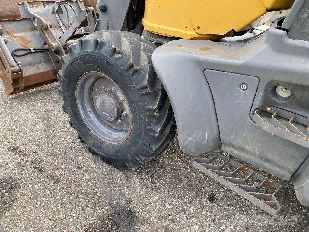 Mecalac AHLMANN AS 700 / 40Km/h 1er Main endommagée Tekerlekli yükleyiciler