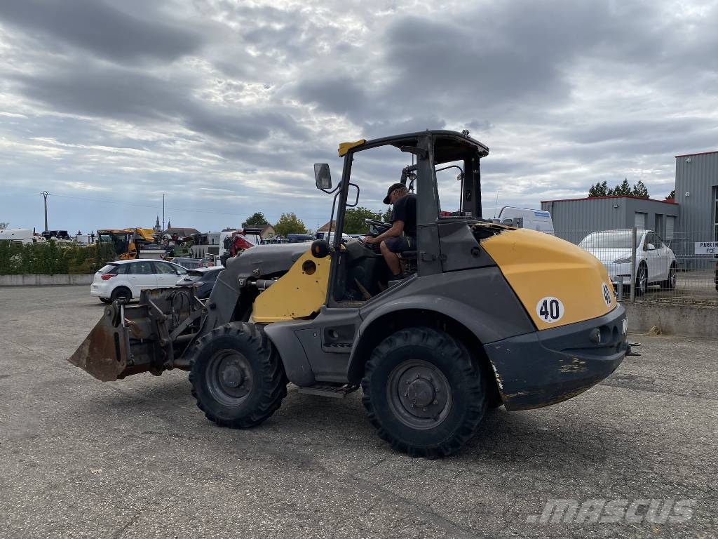 Mecalac AHLMANN AS 700 / 40Km/h 1er Main endommagée Tekerlekli yükleyiciler
