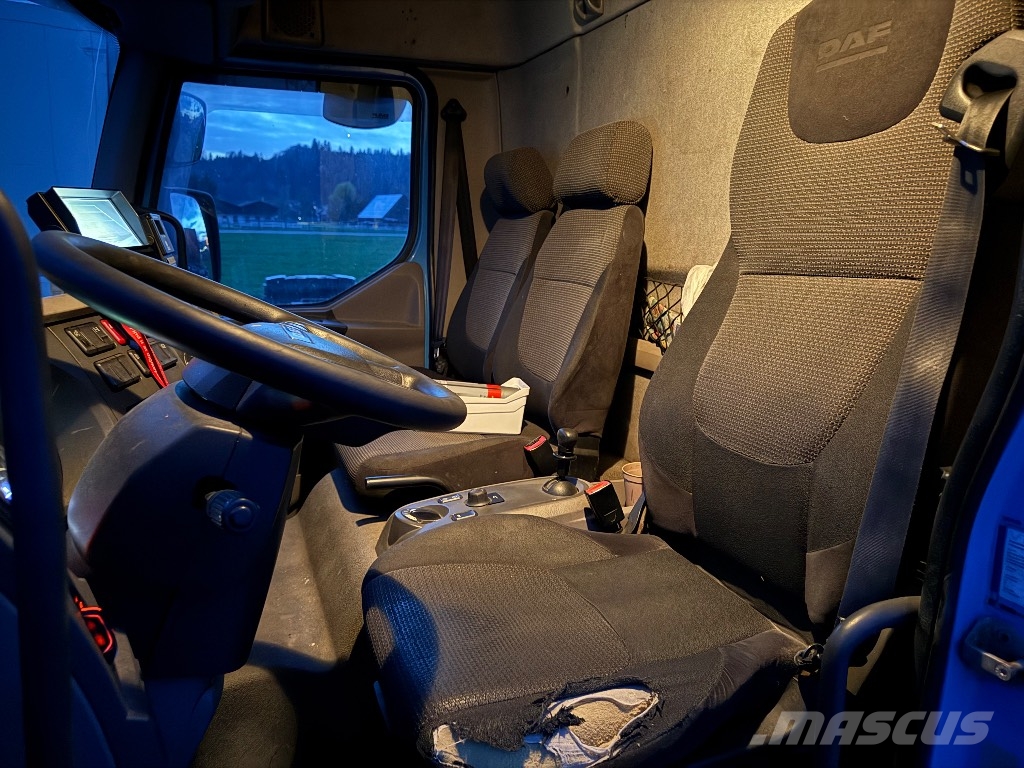 DAF LF 220 Carrier Supra 750 Camiones con temperatura controlada