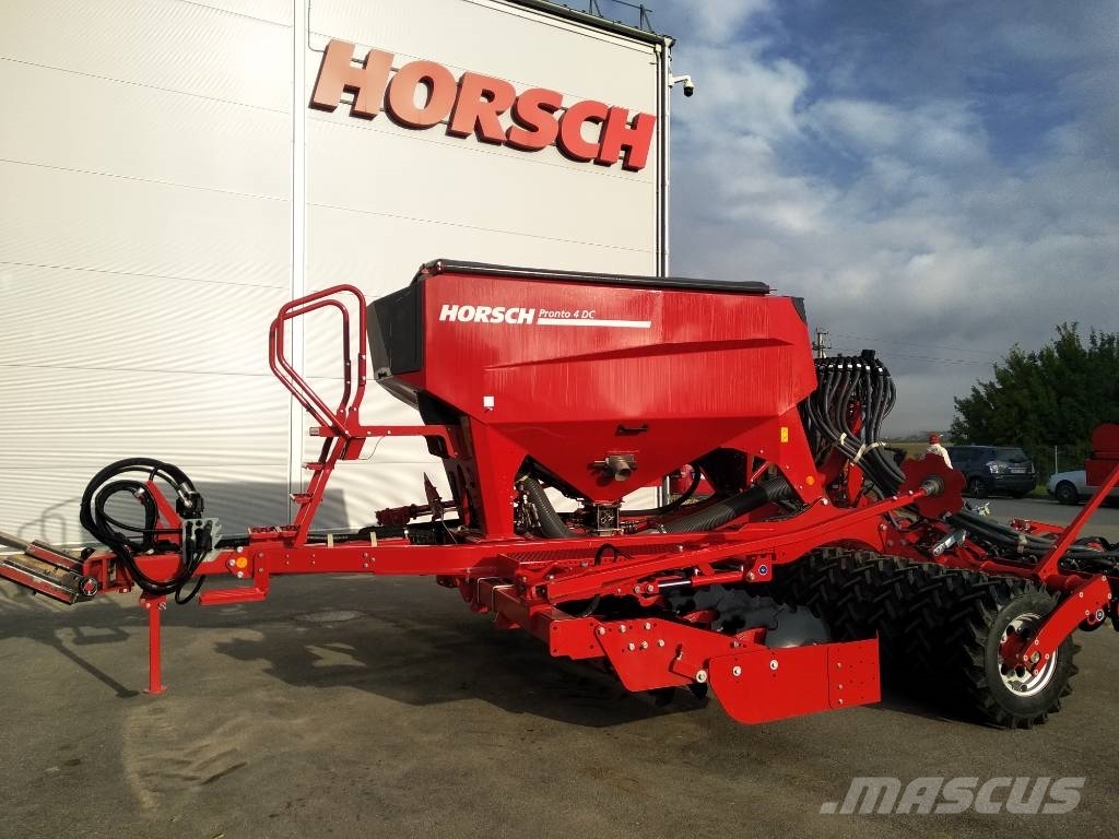 Horsch Pronto 4 DC Perforatrici