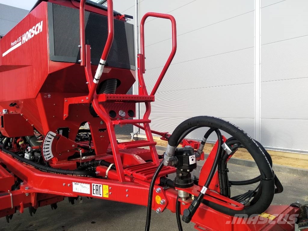 Horsch Pronto 4 DC Perforatrici