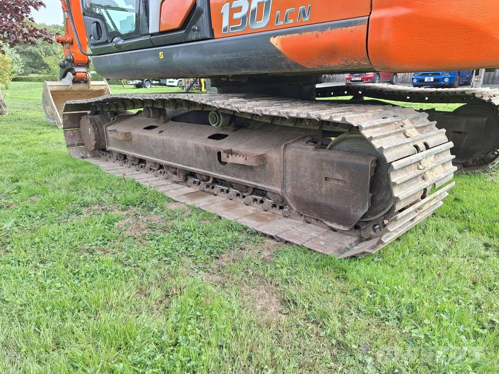Hitachi ZX 130 Crawler excavators