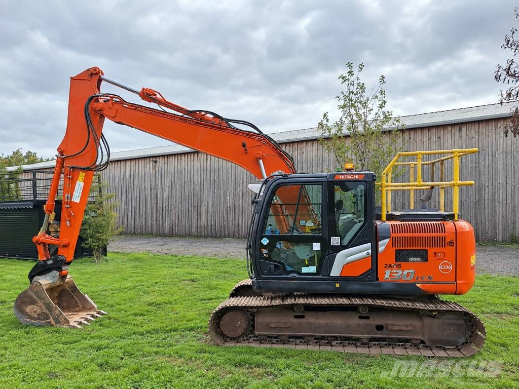Hitachi ZX 130 Crawler excavators