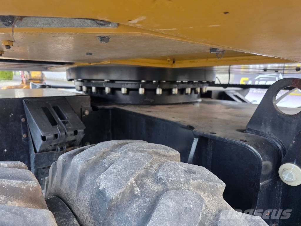 CAT M 315 F, 2018 YEAR, 4900 HOURS Колісні екскаватори