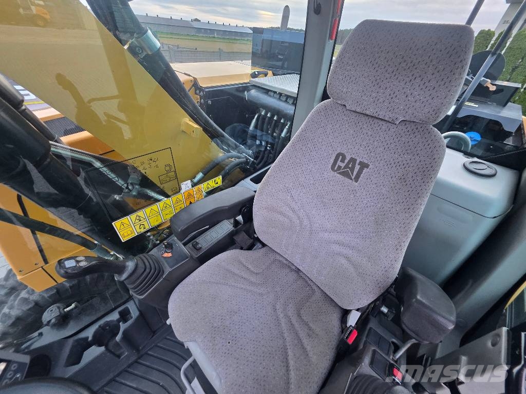 CAT M 315 F, 2018 YEAR, 4900 HOURS Колісні екскаватори