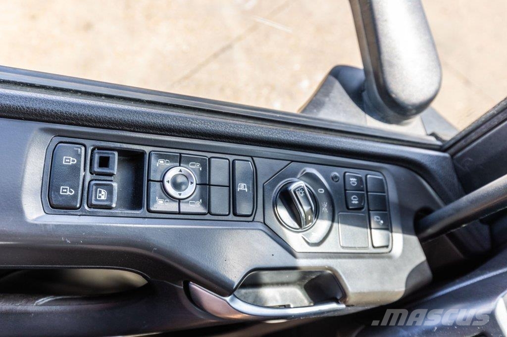 Scania R450 NEW MODEL+RETARDER 中古トラクターヘッド | トレーラーヘッド