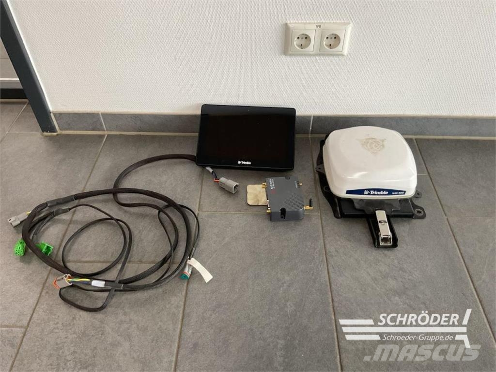 Trimble NAV 900 | GFX 750 | RTK GPS