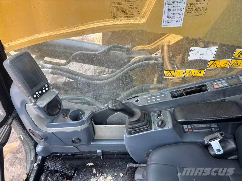 CAT 390 D L ME Gravemaskiner på larvebånd