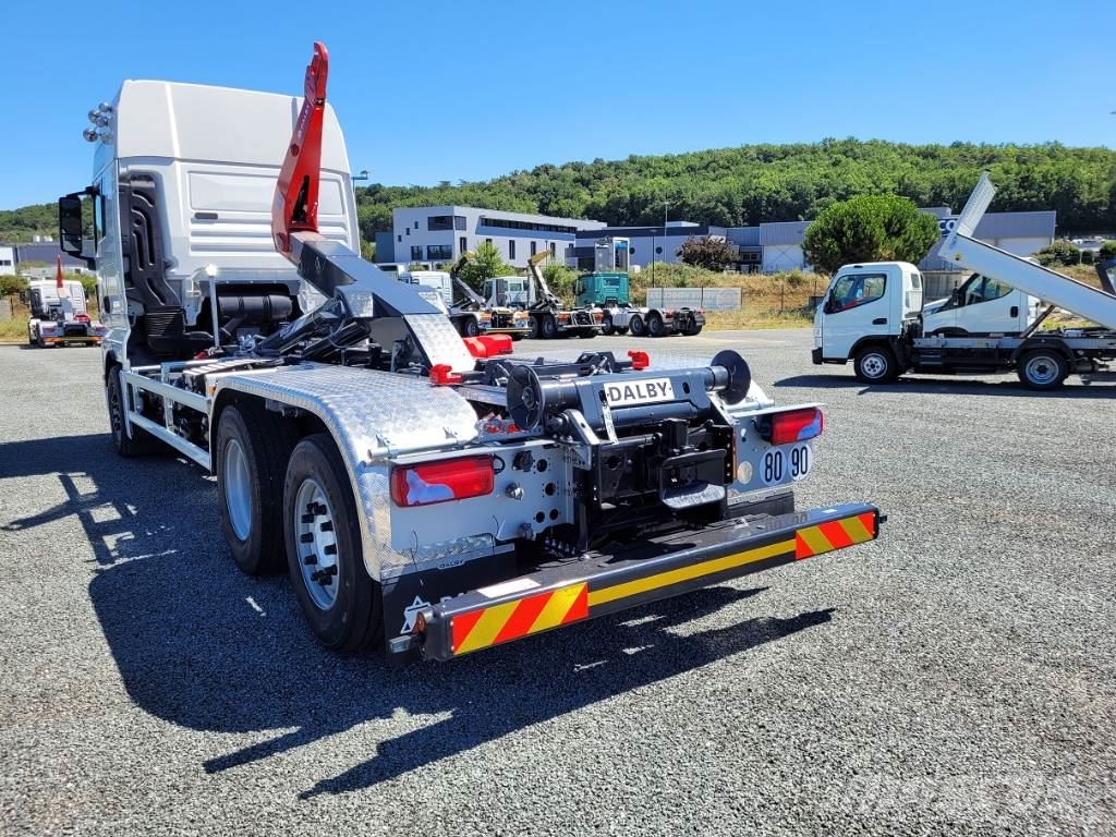 MAN 26.560 Camion ampliroll
