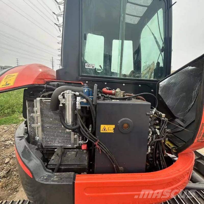 Kubota U55 Bagri goseničarji