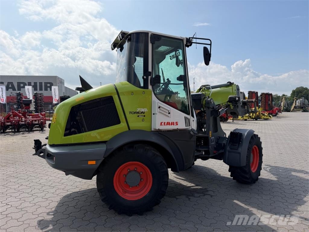 CLAAS Torion 738 T Sinus ماكينات زراعية - غير ذلك