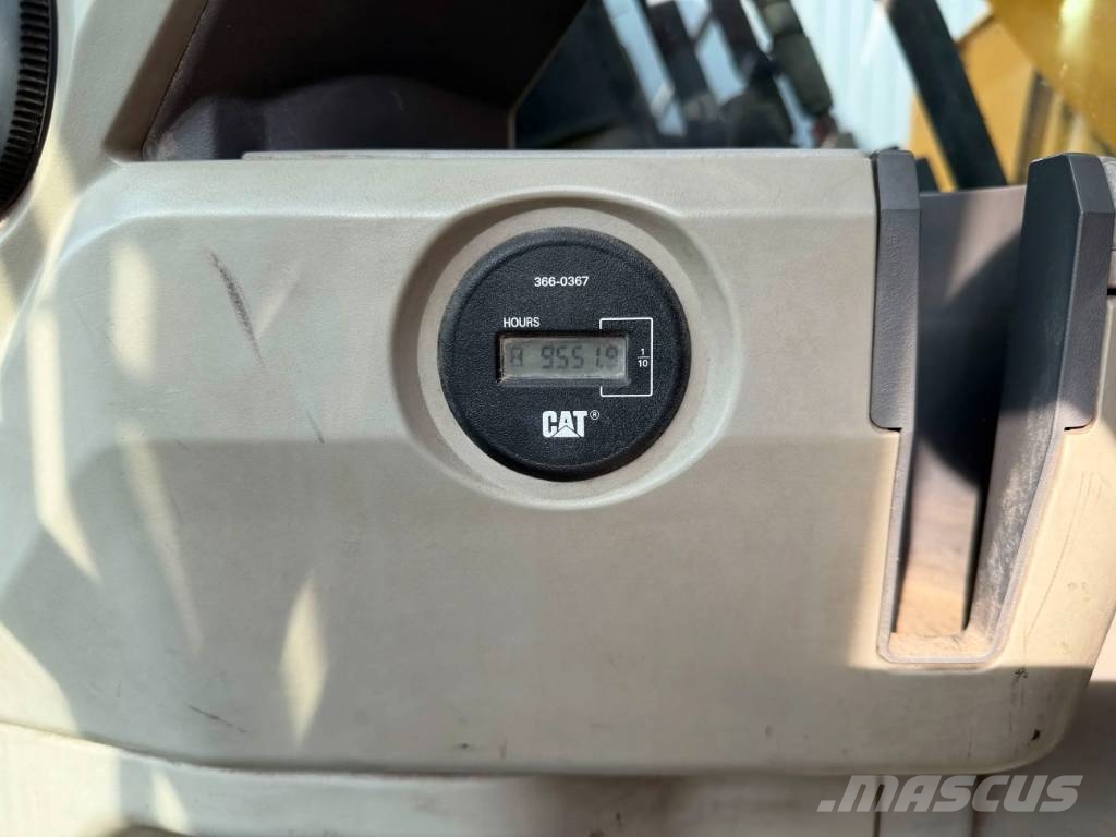 CAT 330F LN Kāpurķēžu ekskavatori
