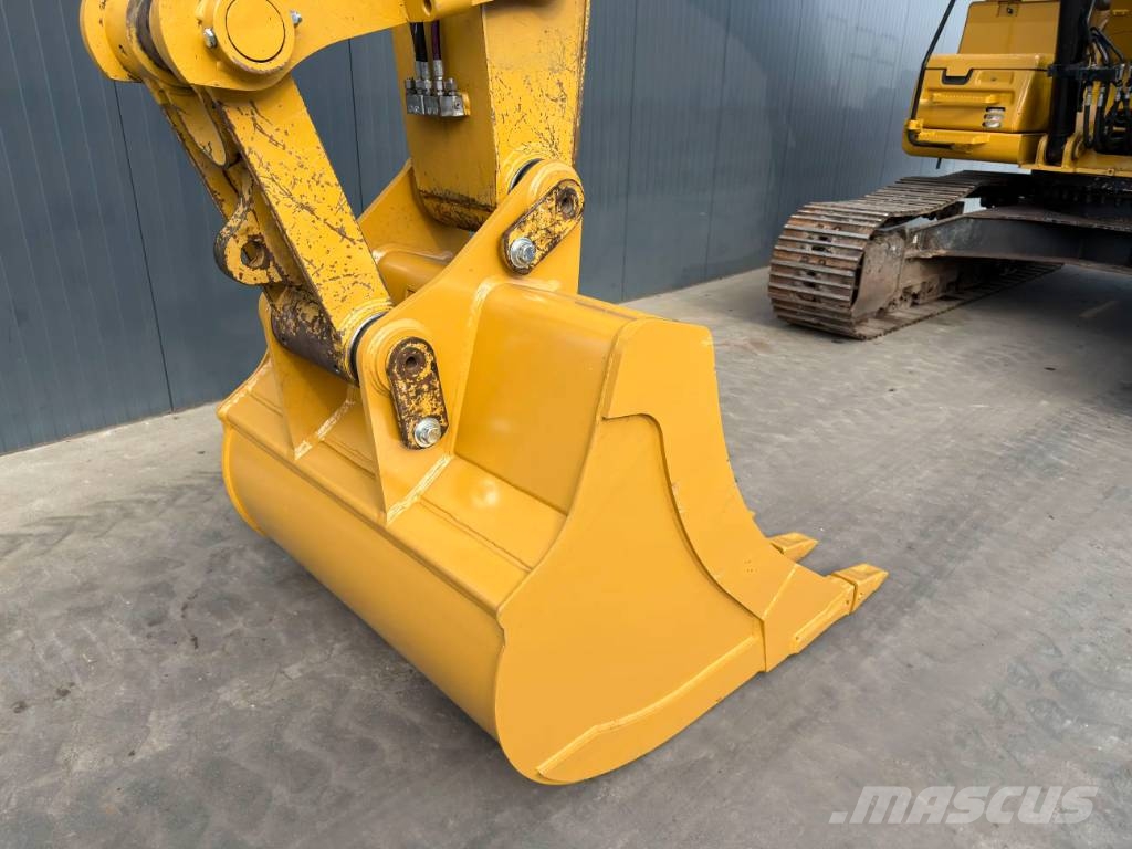 CAT 330F LN Kāpurķēžu ekskavatori