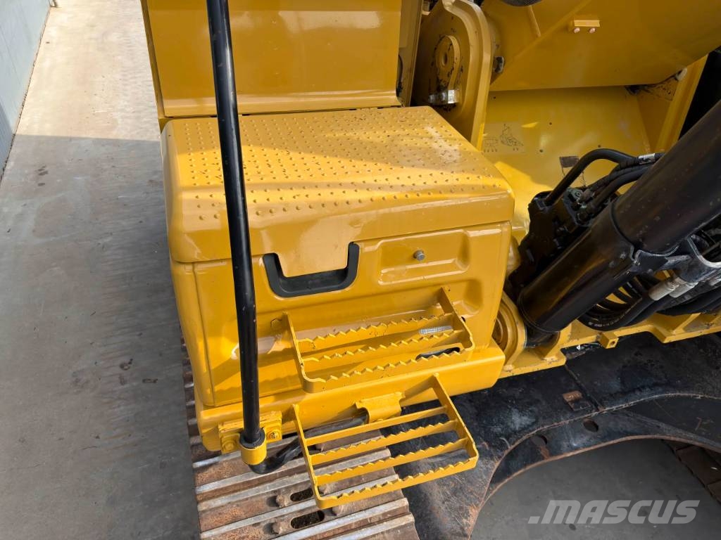 CAT 330F LN Kāpurķēžu ekskavatori