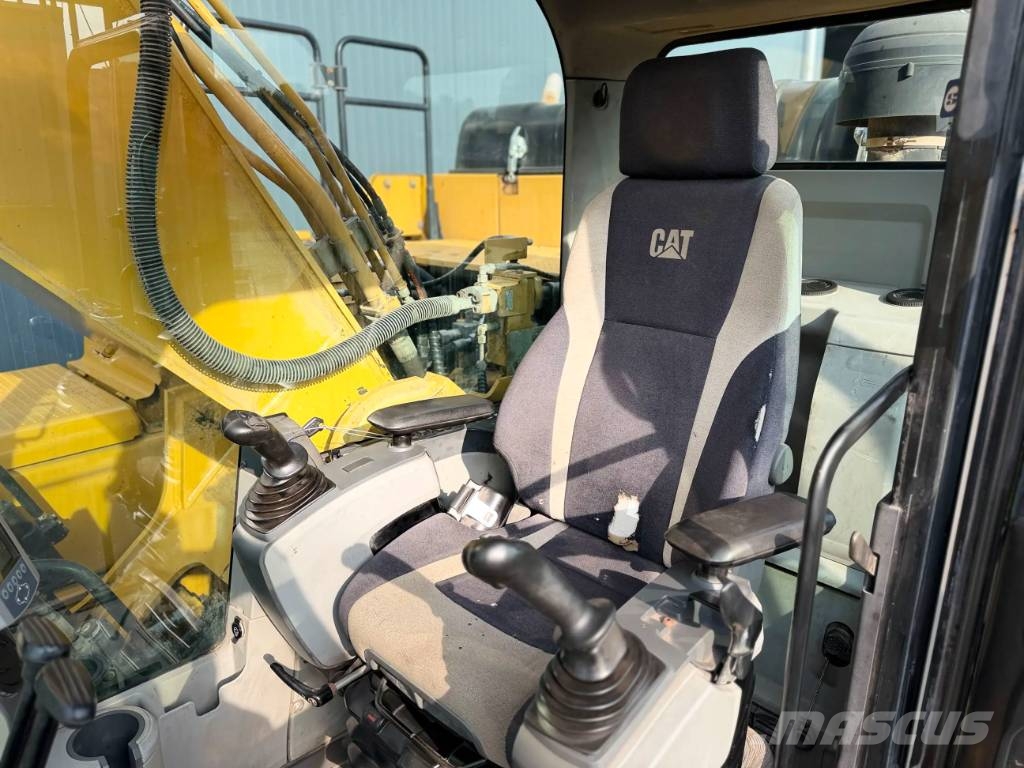 CAT 330F LN Kāpurķēžu ekskavatori
