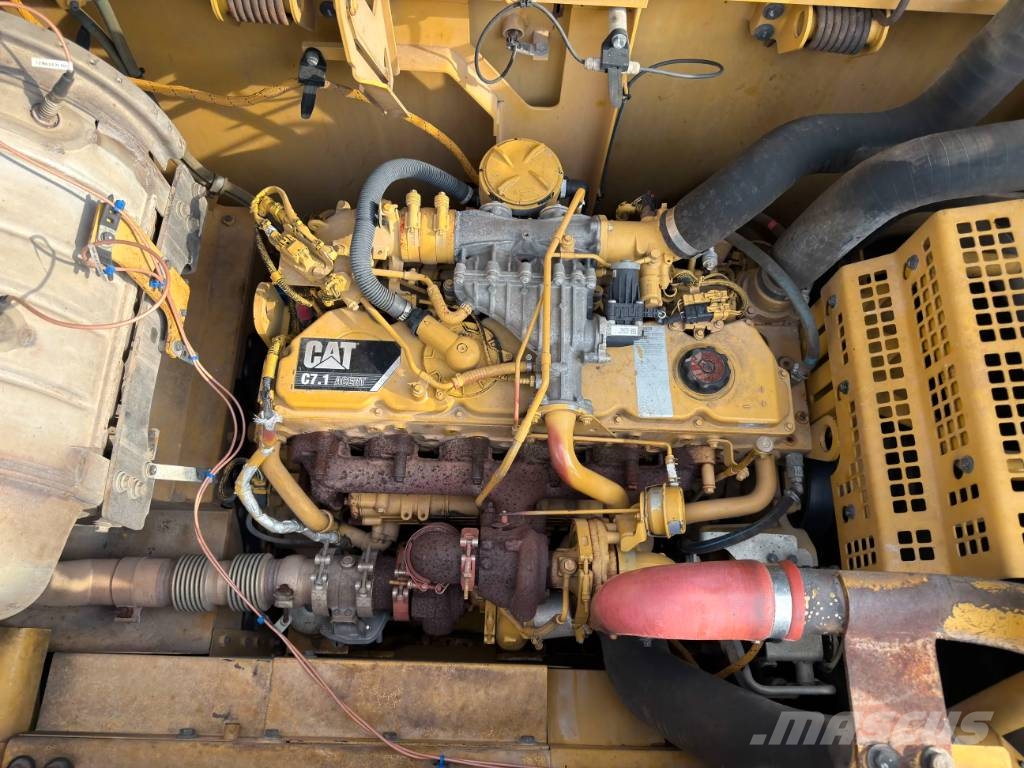 CAT 330F LN Kāpurķēžu ekskavatori