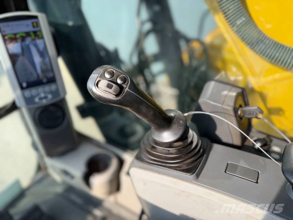 CAT 330F LN Kāpurķēžu ekskavatori