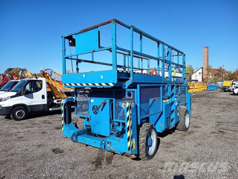 Genie GS4390 - 15,11m, diesel, 4x4 Käärtõstukid
