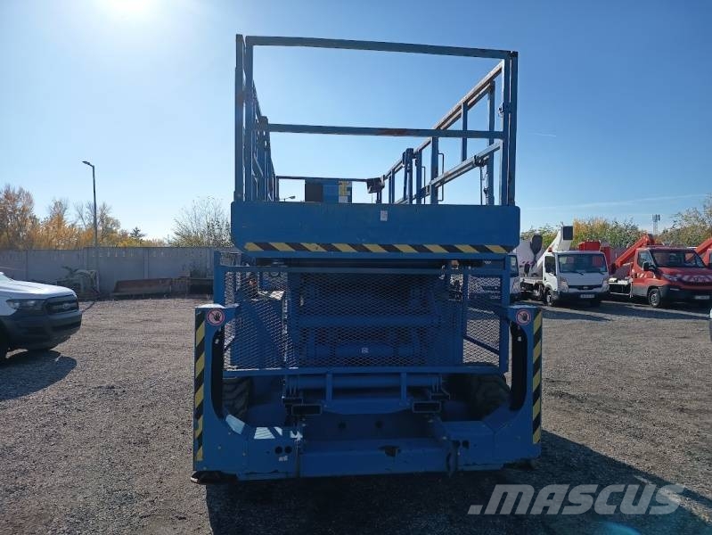 Genie GS4390 - 15,11m, diesel, 4x4 Käärtõstukid