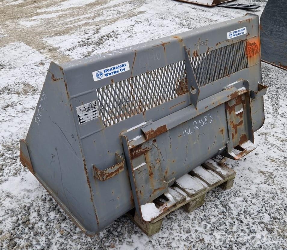 Muu valmistaja Lumikauha Bobcat 1700mm, 800L Buckets