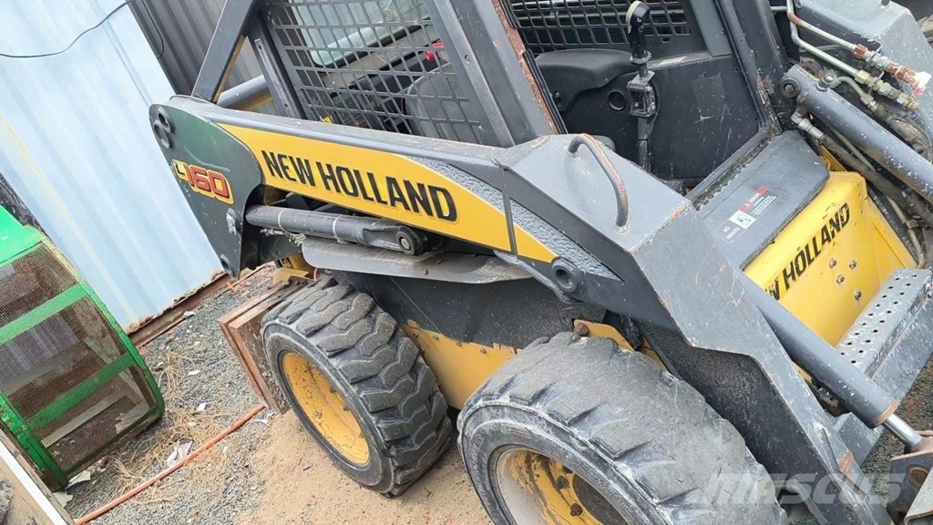 New Holland L 160 Skid steer loaders