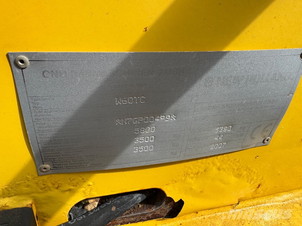 New Holland W 60 TC لوادر بعجل