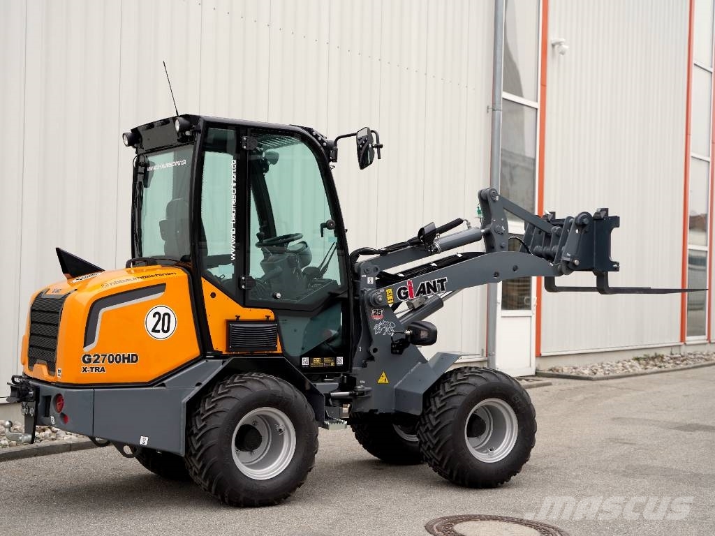 GiANT Giant Radlader G2700 X-tra HD - (Radlader wie Kubo Фронтальні навантажувачі