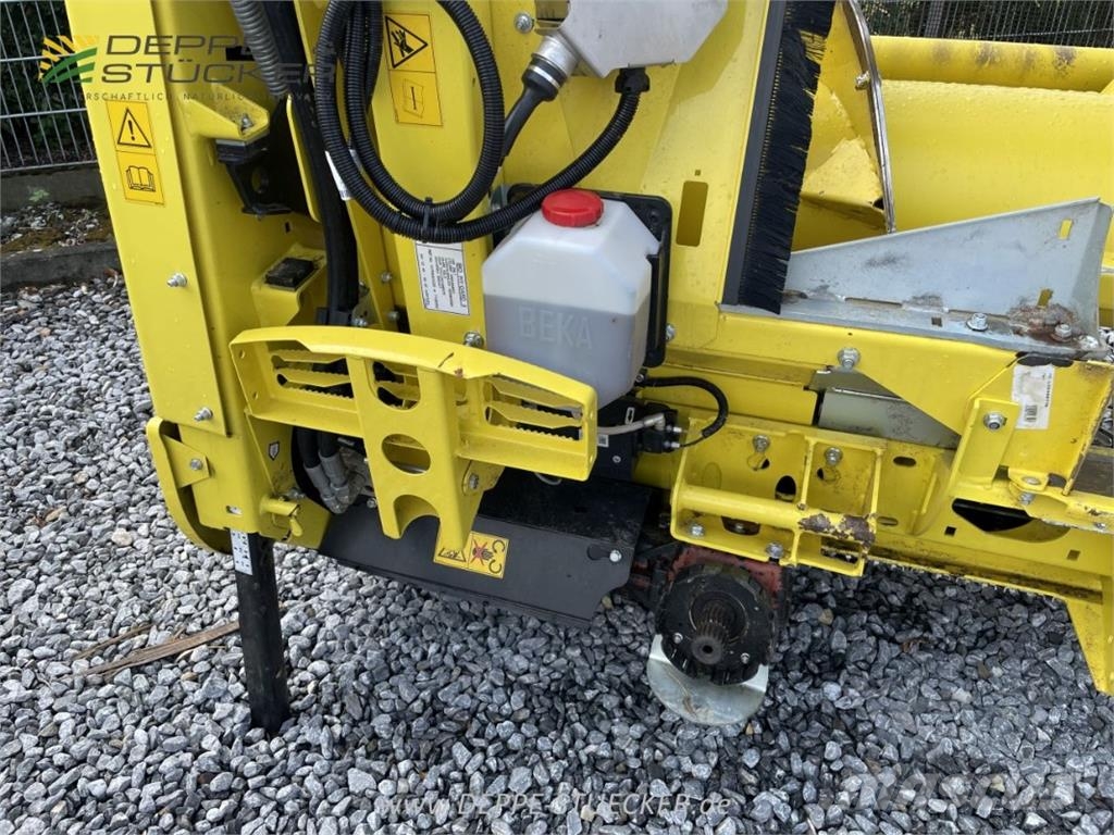 John Deere 639 Schwad-Pickup Other farming machines
