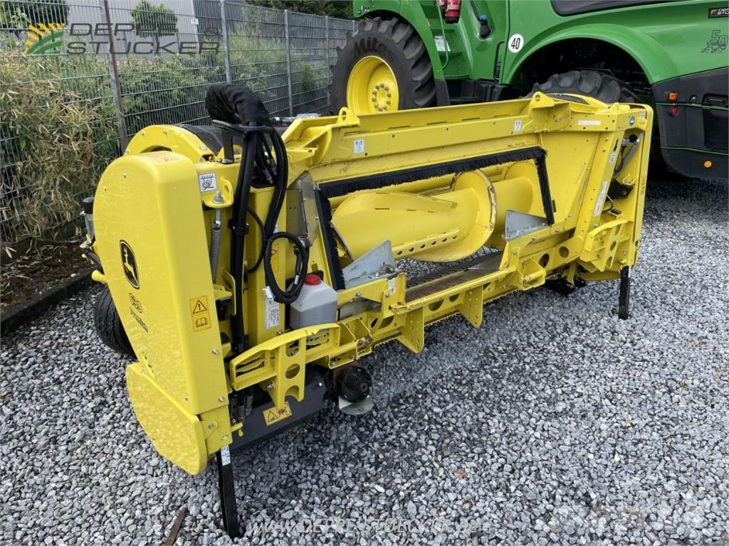 John Deere 639 Schwad-Pickup Other farming machines