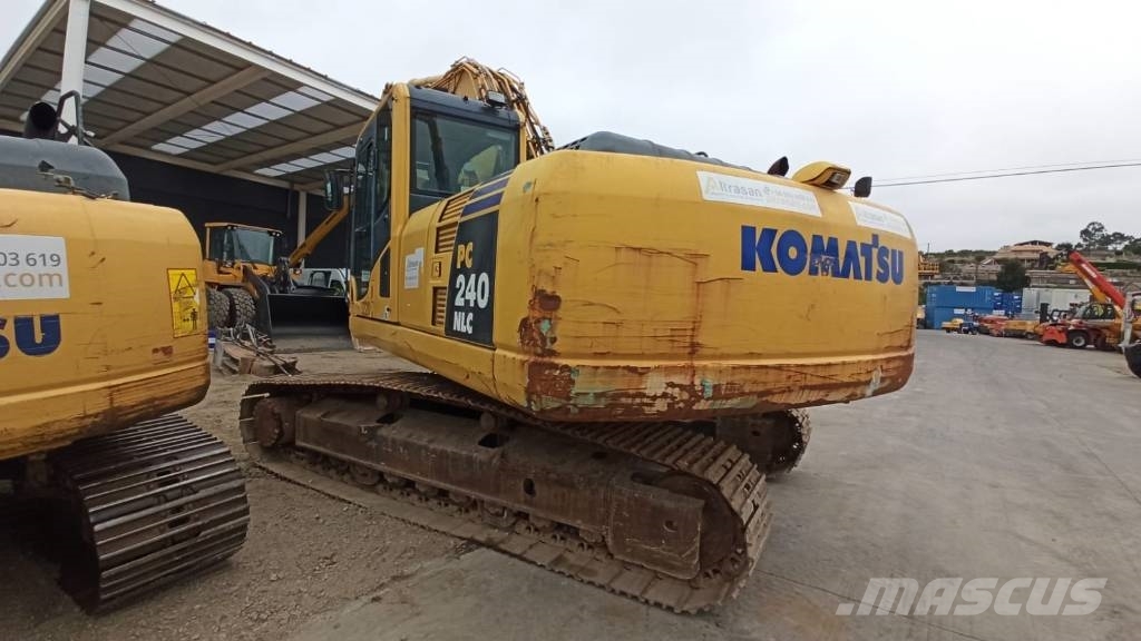 Komatsu PC240NLC-8 Верижен екскаватор
