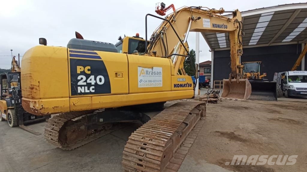 Komatsu PC240NLC-8 Верижен екскаватор