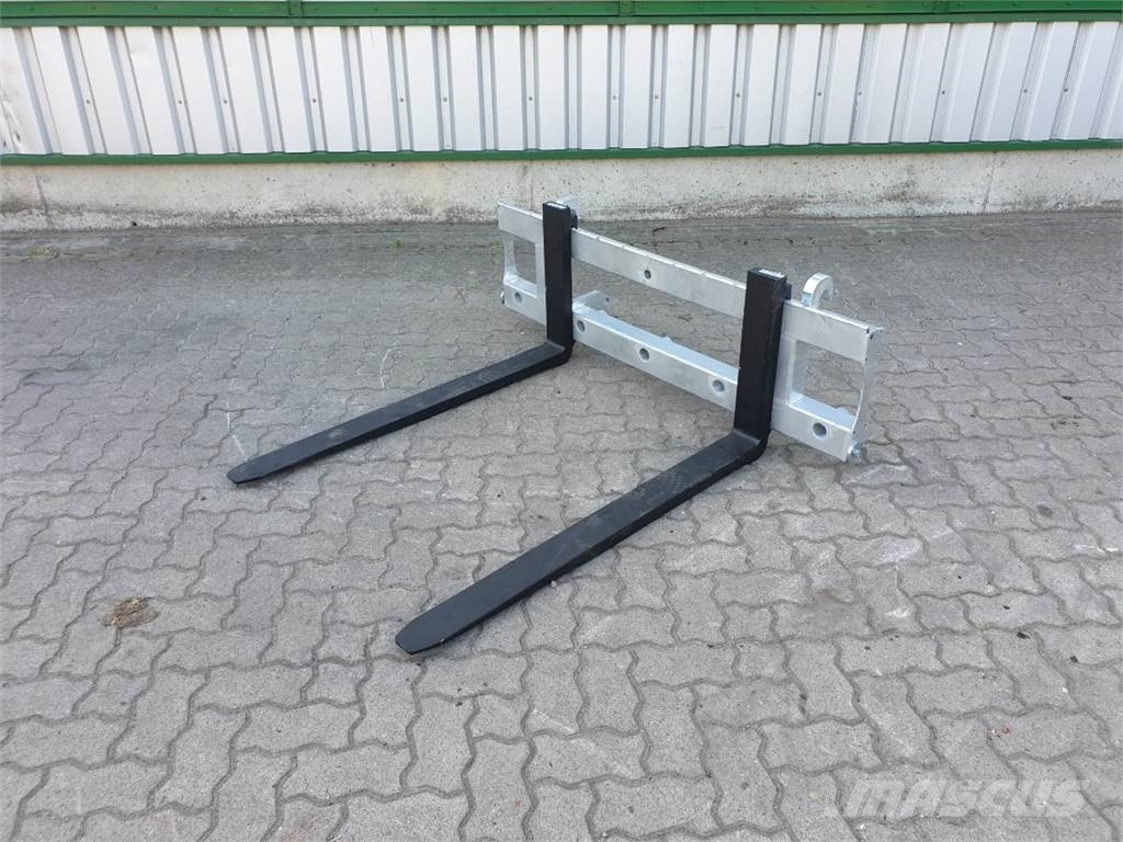 Fliegl Staplergabel Freisicht Сельхозтехника - Другие