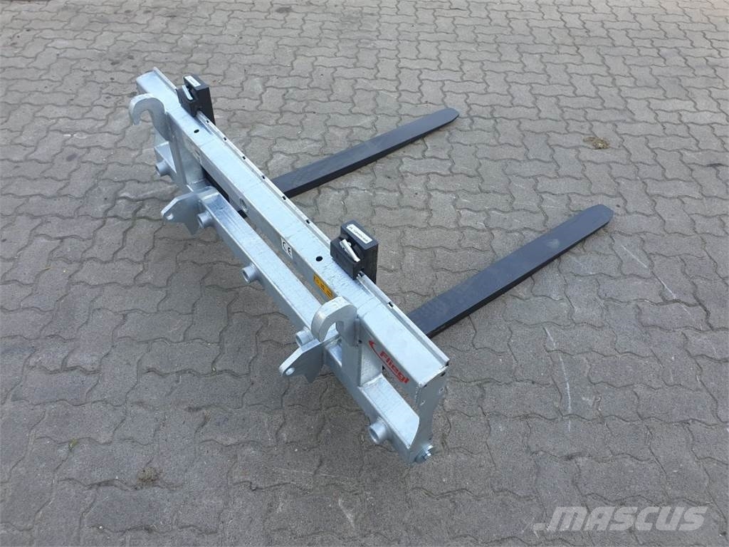 Fliegl Staplergabel Freisicht Сельхозтехника - Другие