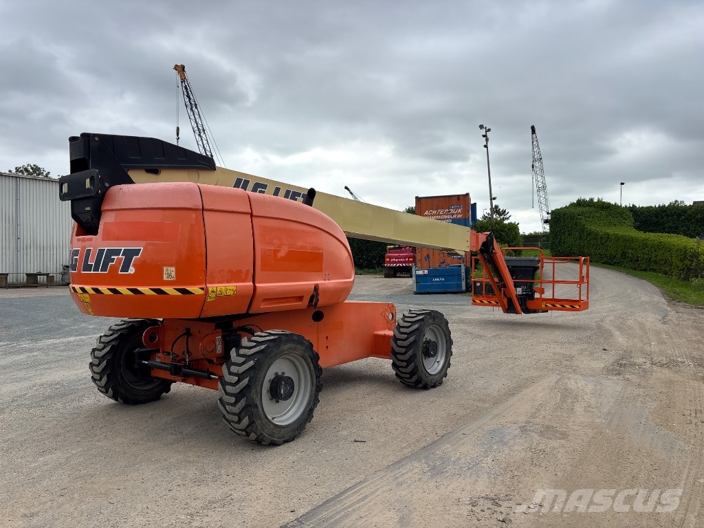 JLG 660 SJ Telescopic boom lifts
