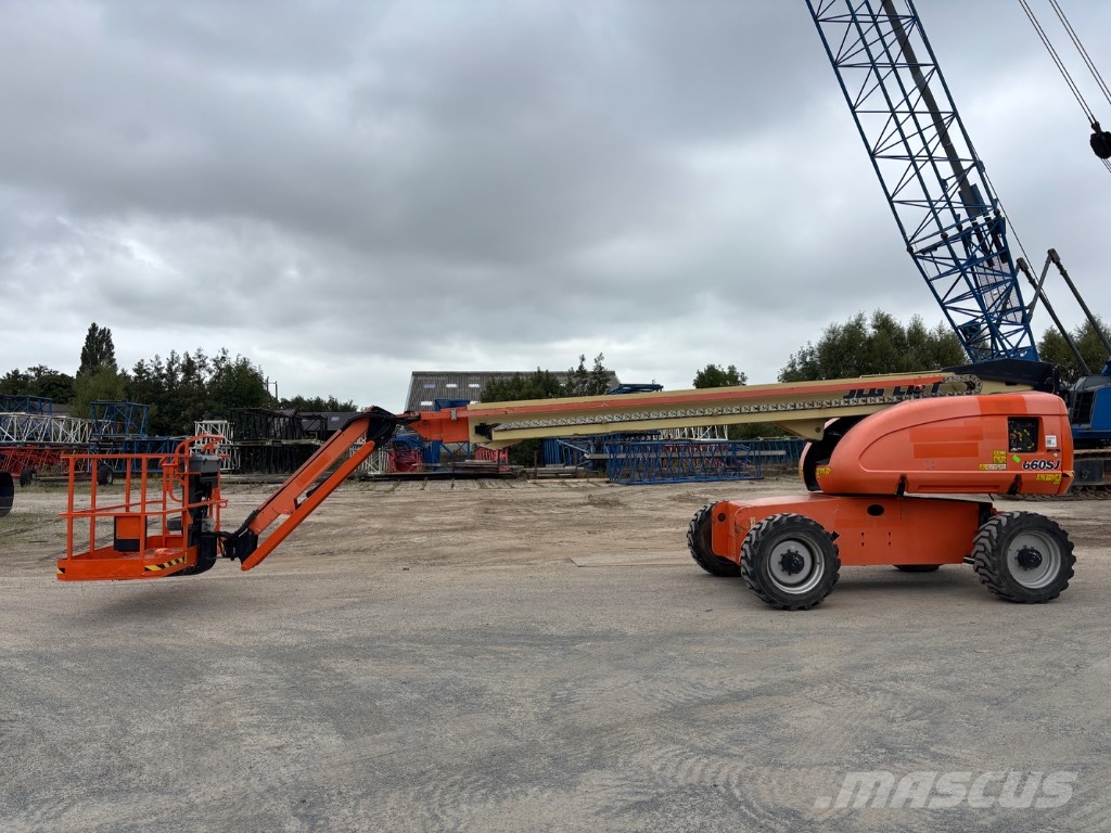 JLG 660 SJ Telescopic boom lifts